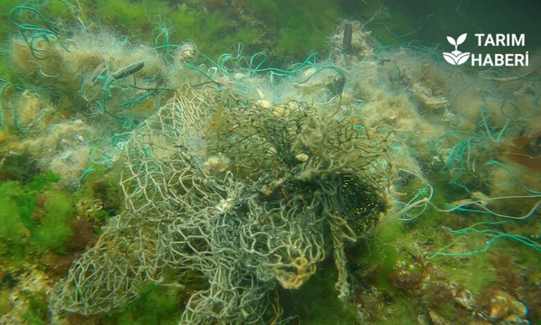 Karadeniz hayalet ağlardan temizleniyor