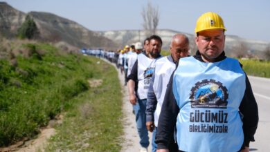 Diyarbakır'da DBB'den Tarım Emekçilerine Dayanışma Ziyareti Diyarbakır'da DBB'den Tarım Emekçilerine Dayanışma Ziyareti