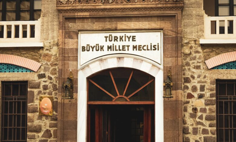 Milli Parklar Müdürü Ufuk Göksu'dan Türk Tarım Orman-Sen'e Ziyaret Milli Parklar Müdürü Ufuk Göksu'dan Türk Tarım Orman-Sen'e Ziyaret