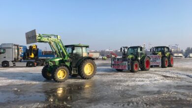 Kilis'te Traktör Sürücülerine Güvenli Tarım Eğitimi Verildi Kilis'te Traktör Sürücülerine Güvenli Tarım Eğitimi Verildi